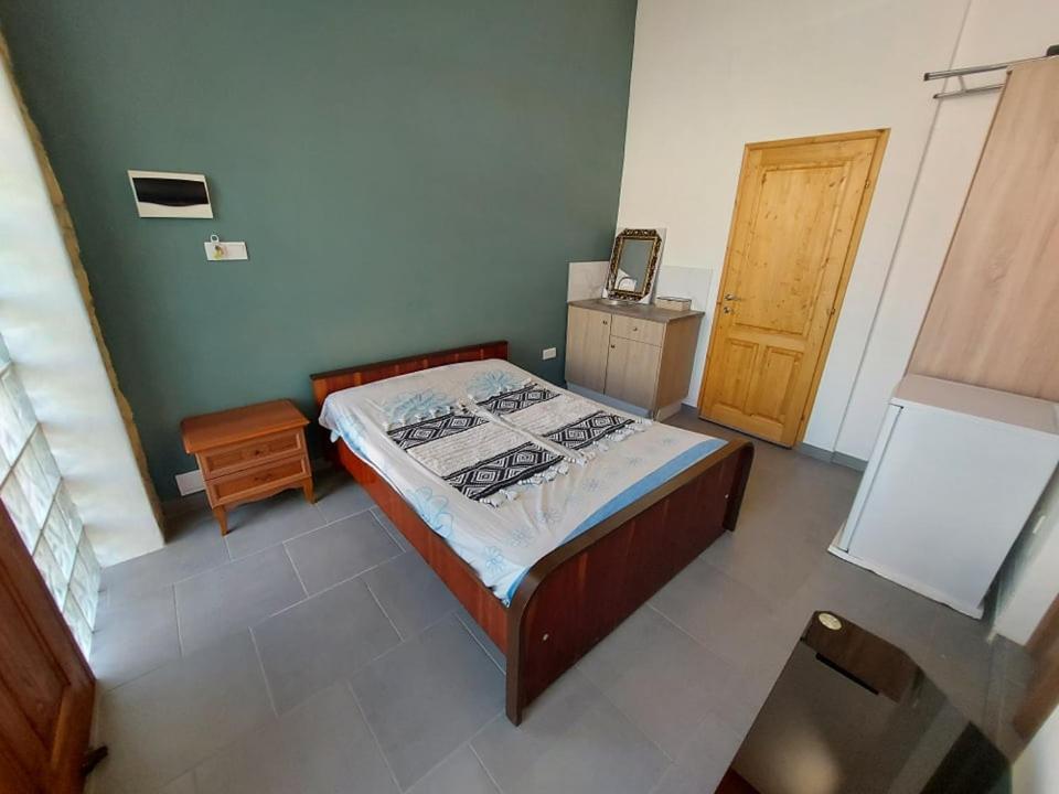 Anna Guesthouse 10 Min Walk From The Beach Larnaca Exterior foto