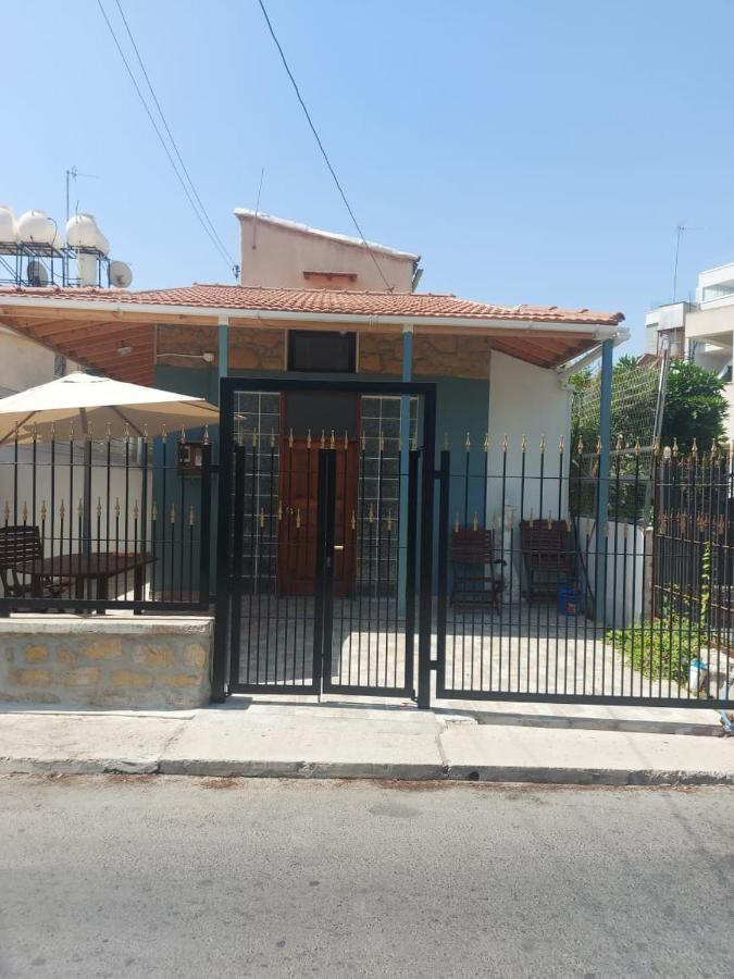 Anna Guesthouse 10 Min Walk From The Beach Larnaca Exterior foto