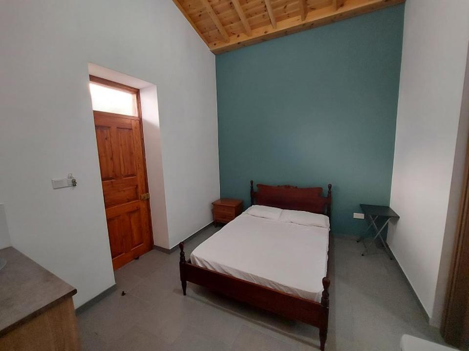 Anna Guesthouse 10 Min Walk From The Beach Larnaca Exterior foto